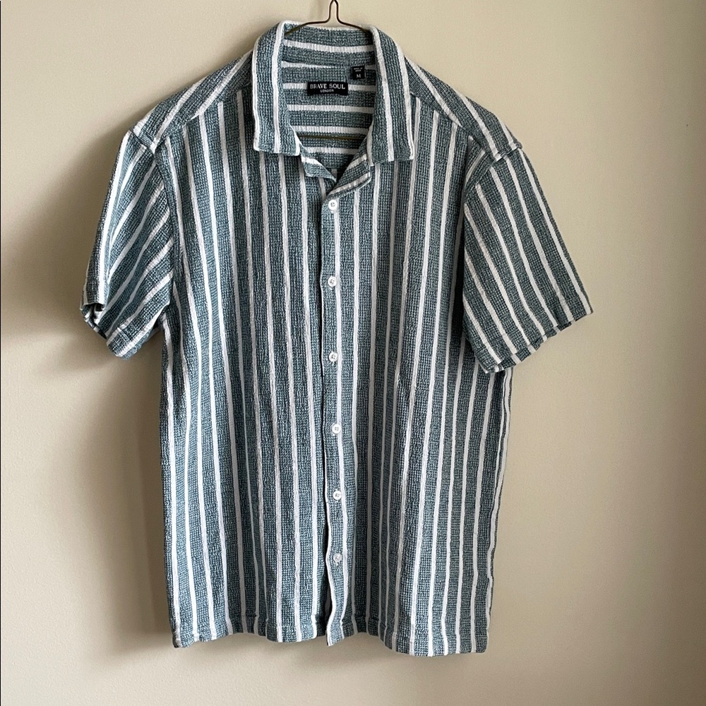 Brave Soul Striped Button-Down Shirt in Blue and White